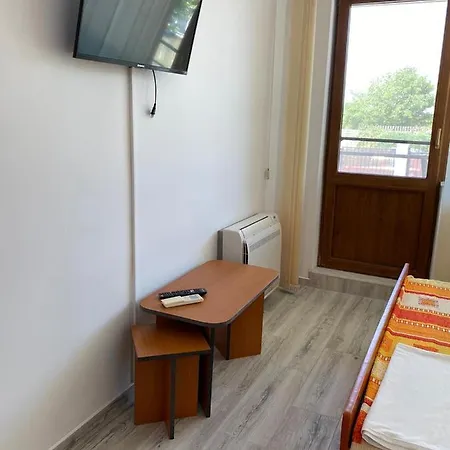 La Daniela Homestay